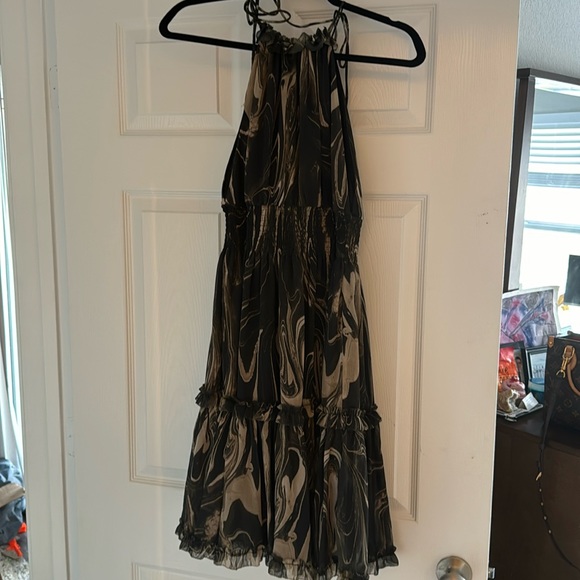 New with tags Banana Republic Dress - Picture 1 of 3